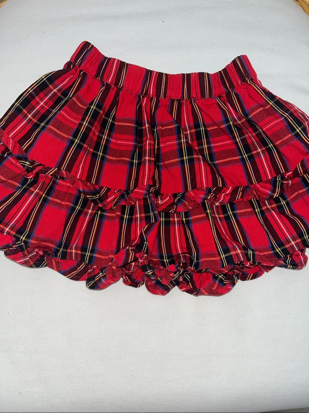 Crewcuts Red  Holiday Plaid Ruffle Mini Skirt
Children’s
Sz 3